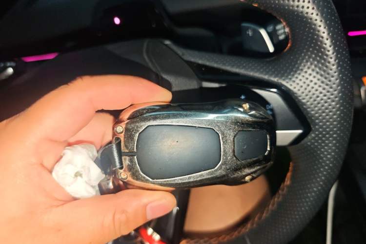 Used CHANGAN UNI-V 2022 1.5T Prestige Version Vehicle Key