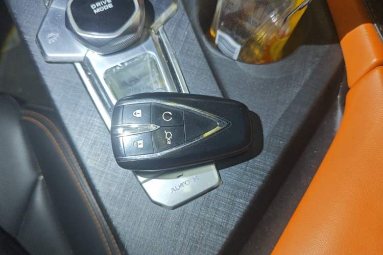 Used CHANGAN UNI-V 2022 1.5T Prestige Version Vehicle Key