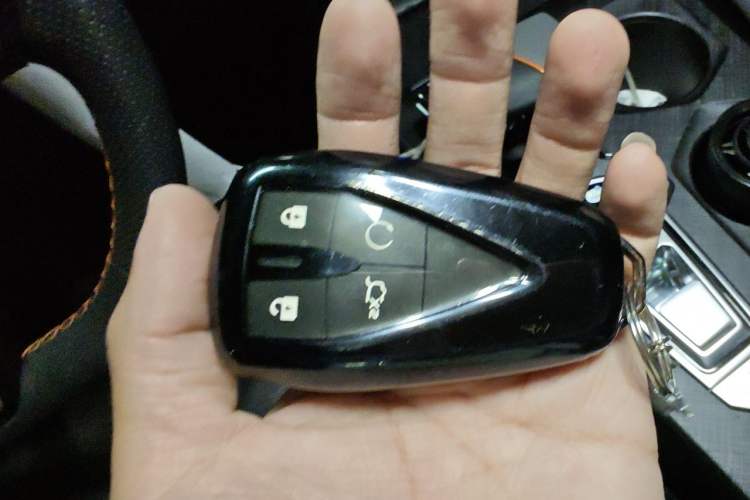 Used CHANGAN UNI-V 2022 1.5T Prestige Version Vehicle Key