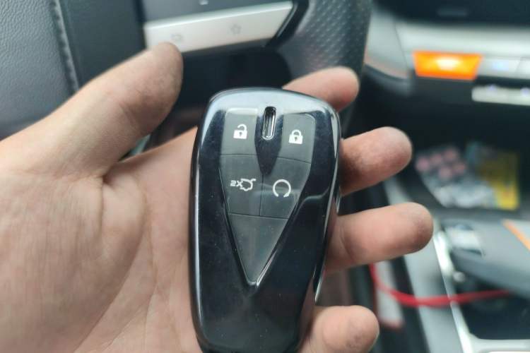 Used CHANGAN UNI-V 2022 1.5T Prestige Version Vehicle Key