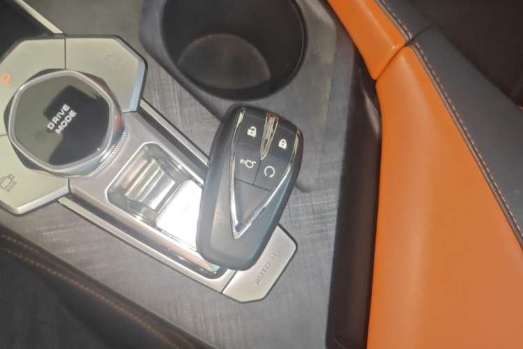 Used CHANGAN UNI-V 2022 1.5T Prestige Version Vehicle Key