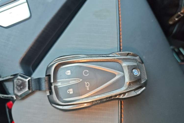 Used CHANGAN UNI-V 2022 1.5T Prestige Version Vehicle Key
