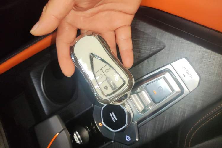 Used CHANGAN UNI-V 2022 1.5T Prestige Version Vehicle Key