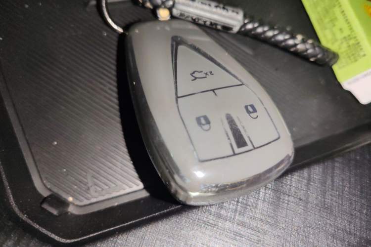 Used CHANGAN UNI-V 2022 1.5T Prestige Version Vehicle Key