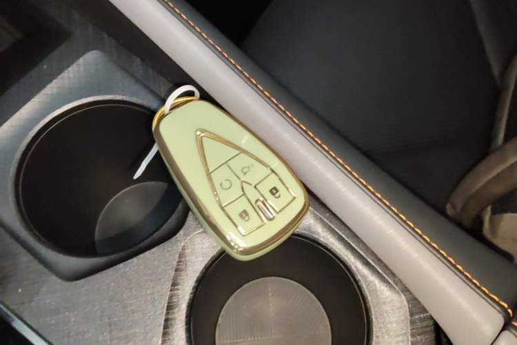 Used CHANGAN UNI-V 2022 1.5T Prestige Version Vehicle Key