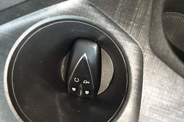 Used CHANGAN UNI-V 2022 1.5T Sport Edition Vehicle Key