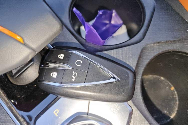Used CHANGAN UNI-V 2022 1.5T Prestige Version Vehicle Key