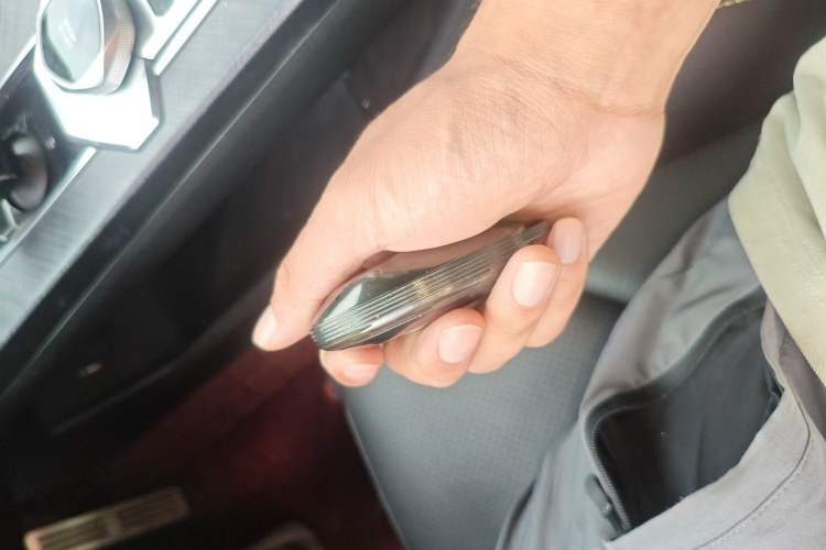 Used CHANGAN UNI-V 2022 1.5T Sport Edition Vehicle Key