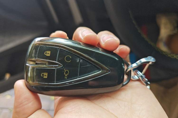 Used CHANGAN UNI-V 2022 1.5T Sport Edition Vehicle Key