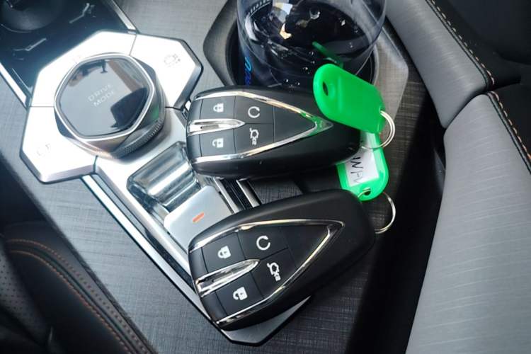 Used CHANGAN UNI-V 2022 1.5T Prestige Version Vehicle Key
