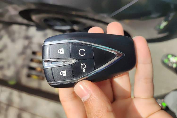 Used CHANGAN UNI-V 2022 1.5T Prestige Version Vehicle Key