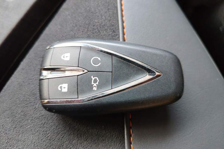 Used CHANGAN UNI-V 2022 1.5T Sport Edition Vehicle Key