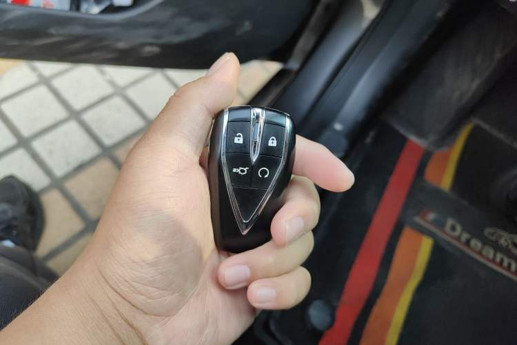 Used CHANGAN UNI-V 2022 1.5T Sport Edition Vehicle Key