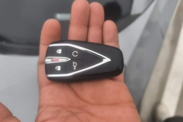 Used CHANGAN UNI-V 2022 1.5T Prestige Version Vehicle Key