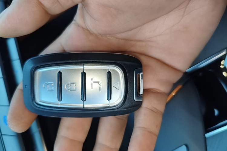 Used CHANGAN UNI-V 2022 1.5T Prestige Version Vehicle Key