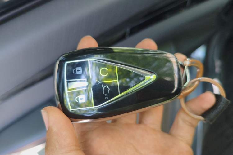 Used CHANGAN UNI-V 2022 1.5T Prestige Version Vehicle Key