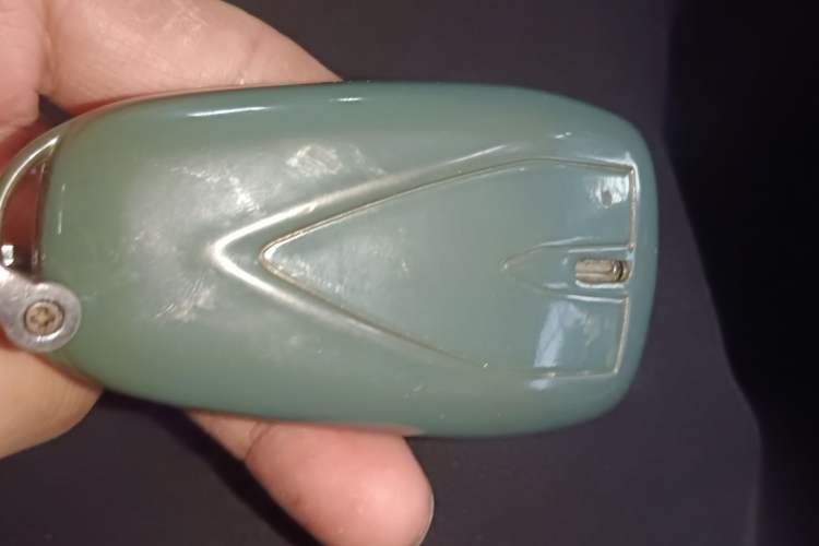 Used CHANGAN UNI-V 2022 1.5T Smart Navigation Version Vehicle Key