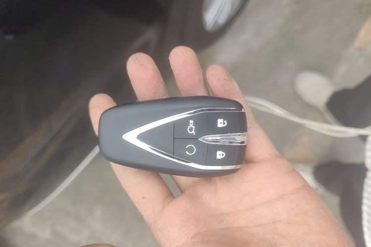 Used CHANGAN UNI-V 2022 1.5T Sport Edition Vehicle Key