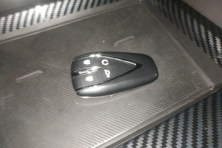 Used CHANGAN UNI-V 2022 1.5T Sport Edition Vehicle Key