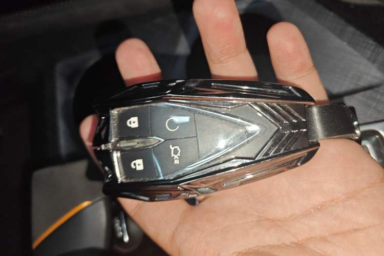 Used CHANGAN UNI-V 2022 1.5T Sport Edition Vehicle Key