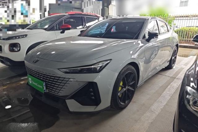 Used CHANGAN UNI-V 2022 1.5T Prestige Version