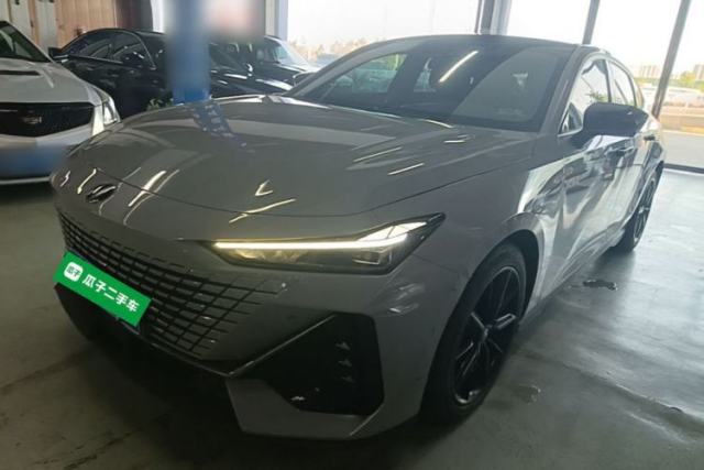 Used CHANGAN UNI-V 2022 1.5T Prestige Version