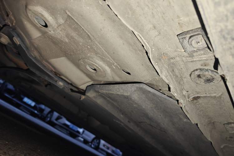 Used CHANGAN UNI-V 2022 1.5T Sport Edition Chassis Front Left