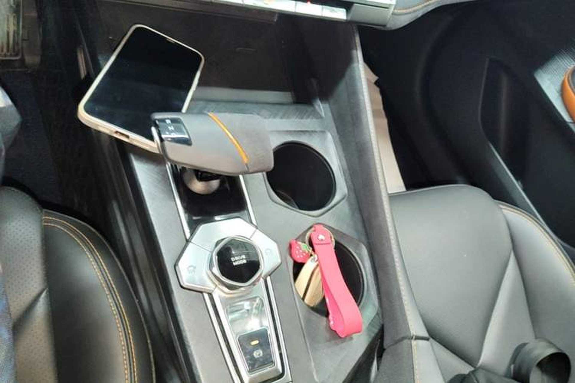 Used CHANGAN UNI-V 2022 1.5T Sport Edition Gear Lever