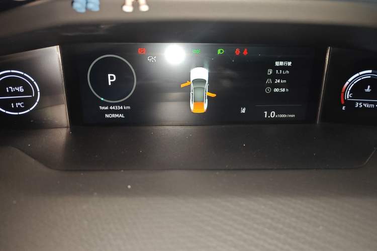Used CHANGAN UNI-V 2022 1.5T Sport Edition Instrument Cluster