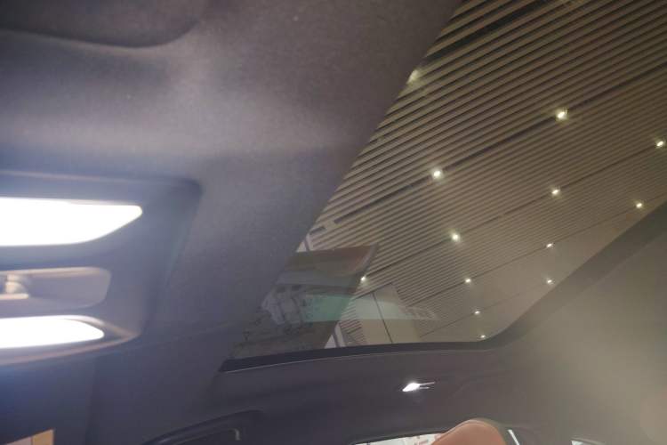 Used CHANGAN UNI-V 2022 1.5T Smart Navigation Version Interior 5