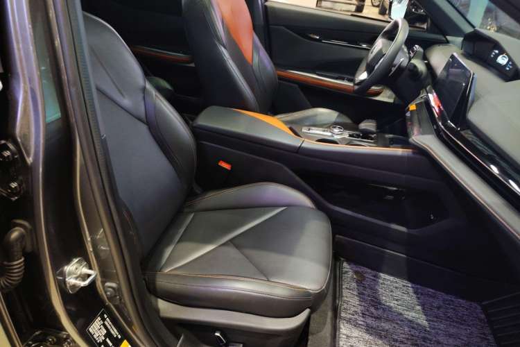Used CHANGAN UNI-V 2022 1.5T Smart Navigation Version Interior 7
