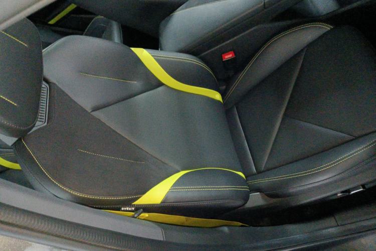 Used CHANGAN UNI-V 2022 1.5T Sport Edition Right Front Seat