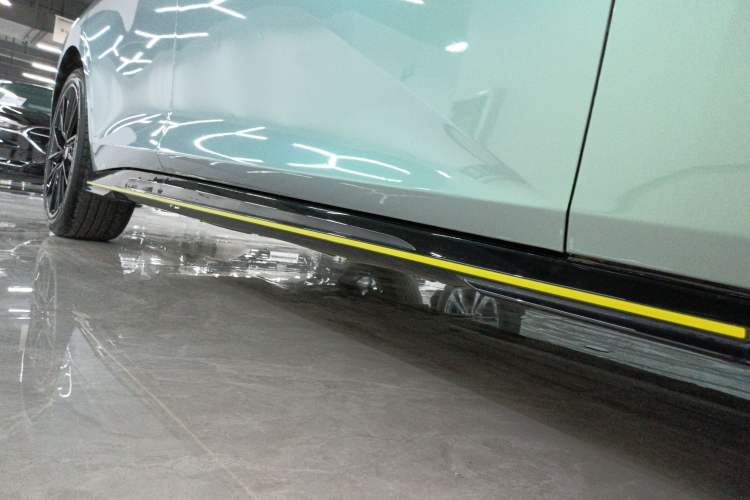 Used CHANGAN UNI-V 2022 1.5T Sport Edition Right Side Sill