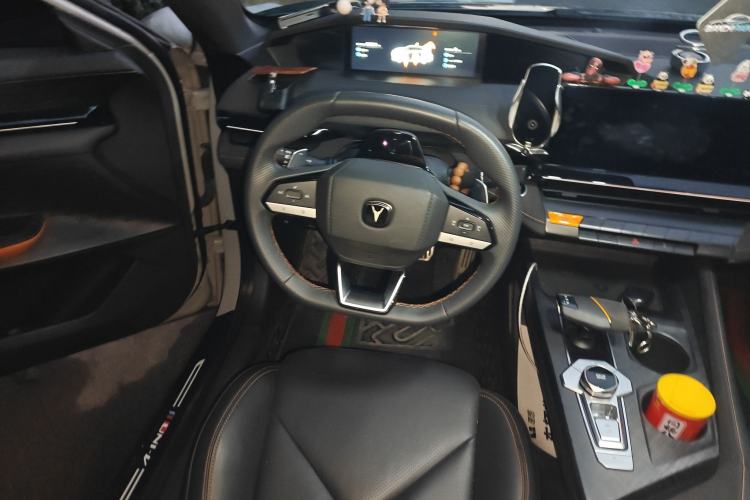 Used CHANGAN UNI-V 2022 1.5T Sport Edition Steering Wheel