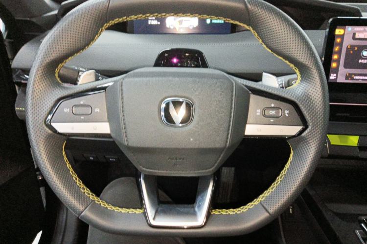Used CHANGAN UNI-V 2022 1.5T Sport Edition Steering Wheel