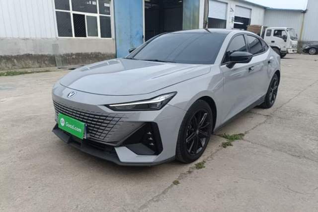 Used CHANGAN UNI-V 2022 1.5T Prestige Version