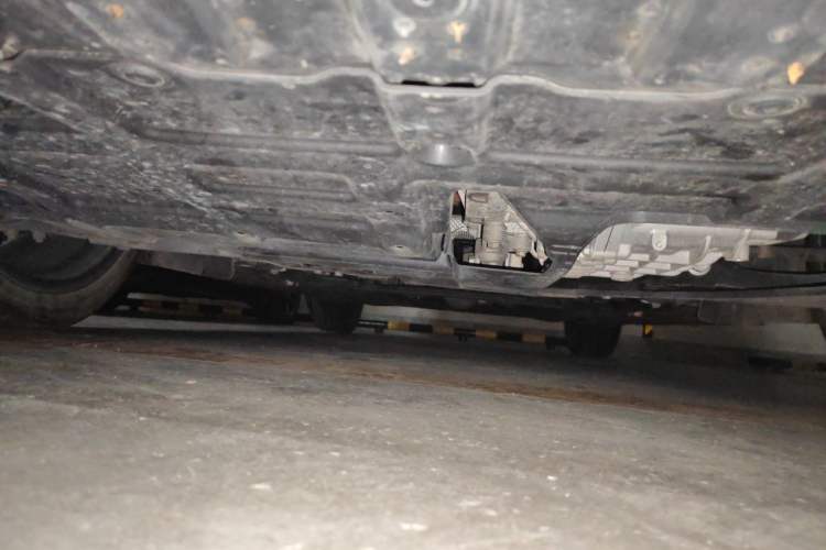 Used CHANGAN UNI-V 2022 1.5T Prestige Version Chassis Front