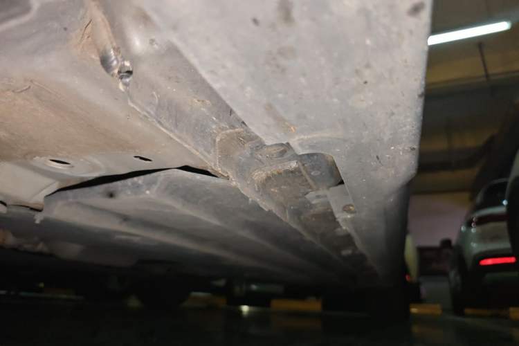 Used CHANGAN UNI-V 2022 1.5T Prestige Version Chassis Front Left