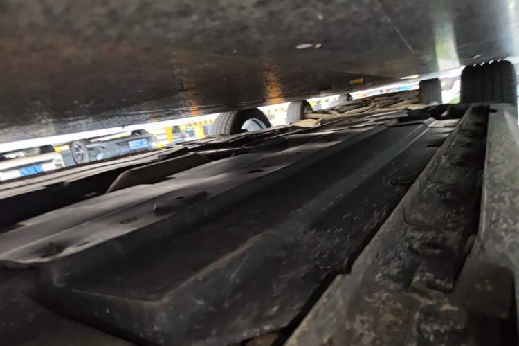 Used CHANGAN UNI-V 2022 1.5T Prestige Version Chassis Front Right