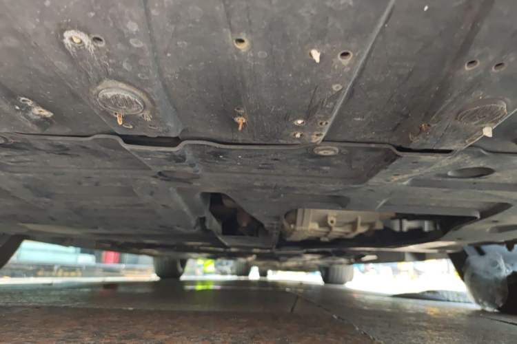 Used CHANGAN UNI-V 2022 1.5T Prestige Version Chassis Front