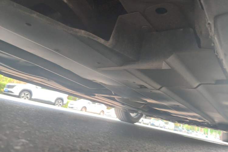 Used CHANGAN UNI-V 2022 1.5T Prestige Version Chassis Rear Right