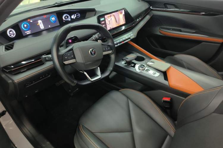 Used CHANGAN UNI-V 2022 1.5T Prestige Version Driver Seat