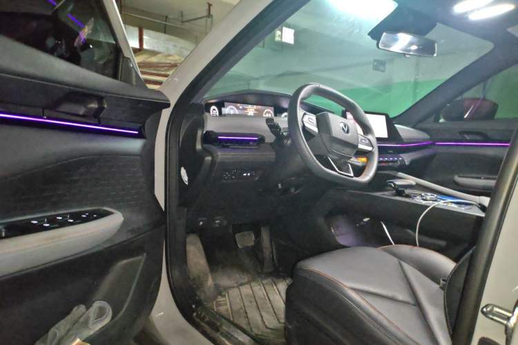 Used CHANGAN UNI-V 2022 1.5T Prestige Version Driver Seat