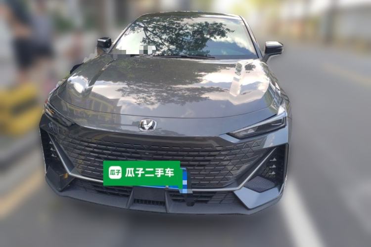 Used CHANGAN UNI-V 2022 1.5T Prestige Version Front