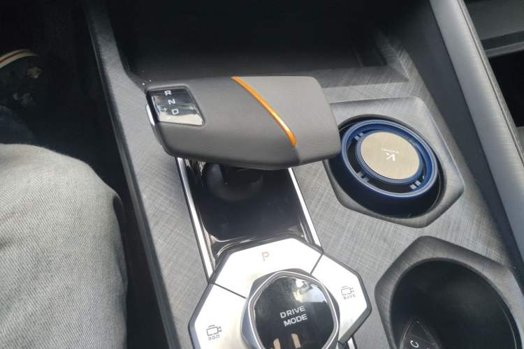 Used CHANGAN UNI-V 2022 1.5T Prestige Version Gear Lever