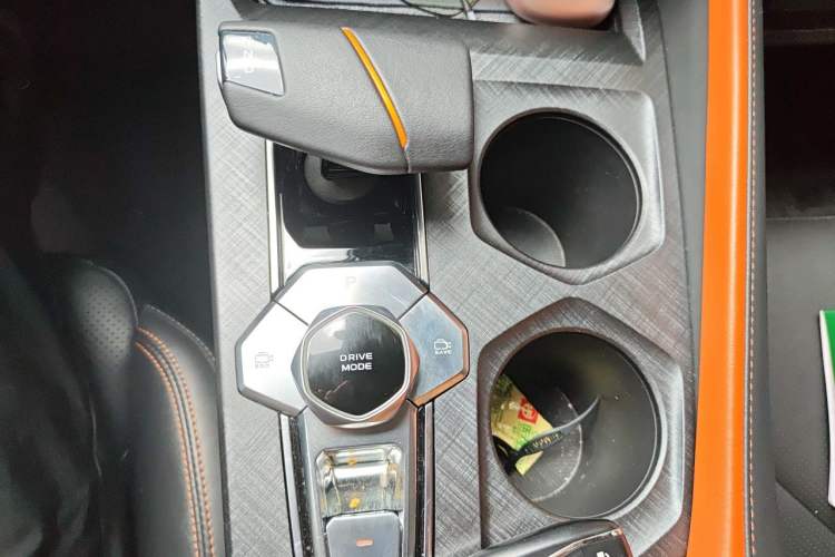 Used CHANGAN UNI-V 2022 1.5T Prestige Version Gear Lever