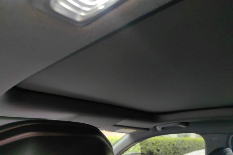 Used CHANGAN UNI-V 2022 1.5T Prestige Version Headliner