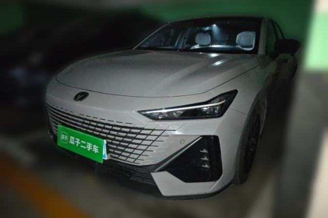 Used CHANGAN UNI-V 2022 1.5T Prestige Version