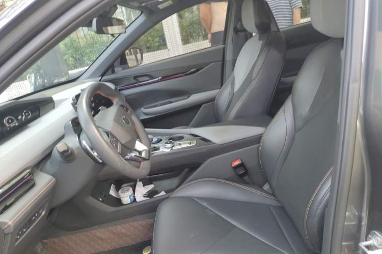 Used CHANGAN UNI-V 2022 1.5T Prestige Version Left Front Seat