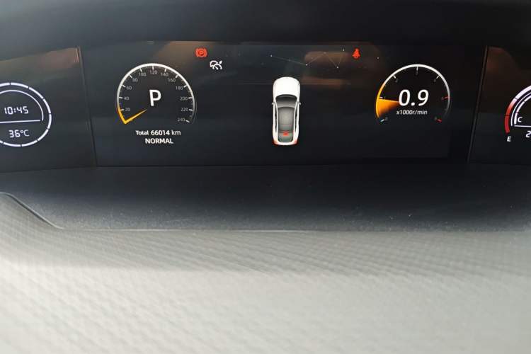 Used CHANGAN UNI-V 2022 1.5T Prestige Version Odometer Close Up